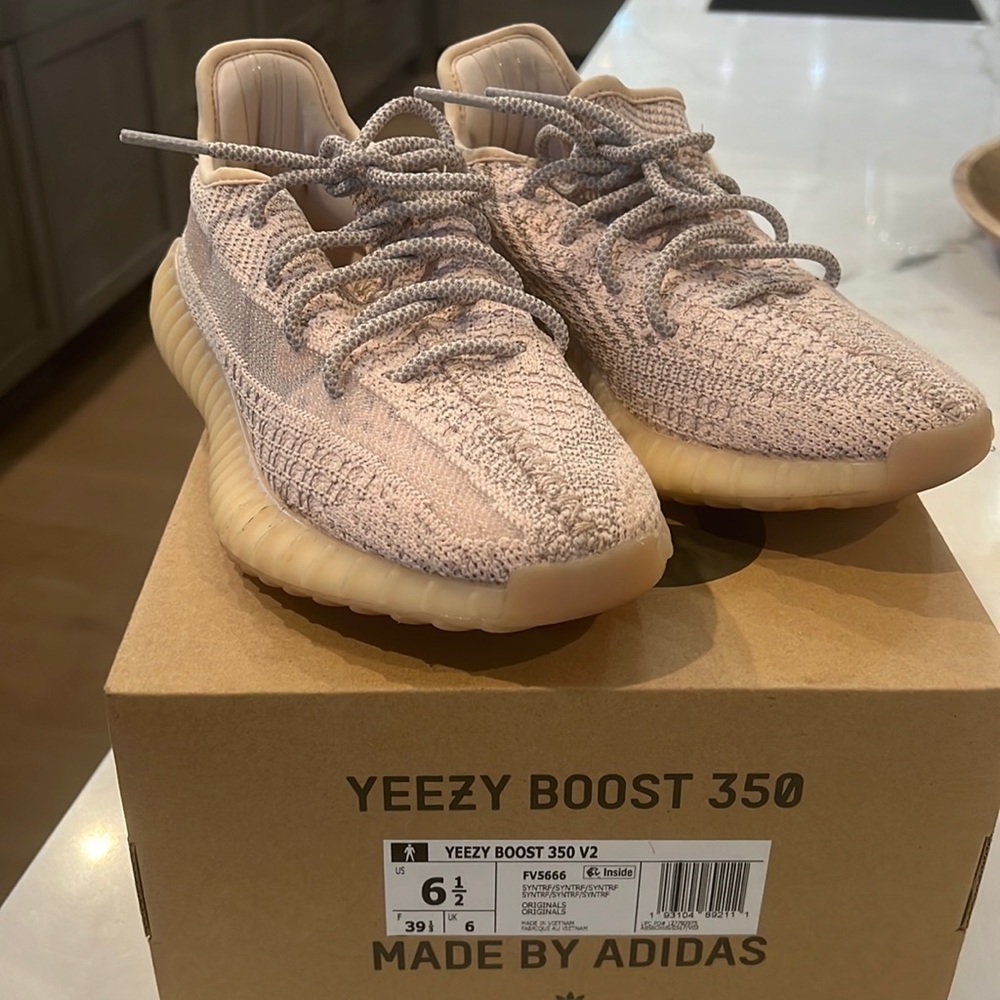 Pale pink Yeezy in size 6 1/2